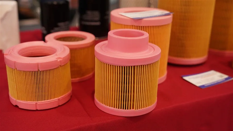 Sostituzione del filtro del purificatore d'aria con filtri a carbone attivo a cartuccia Hepa cilindrica